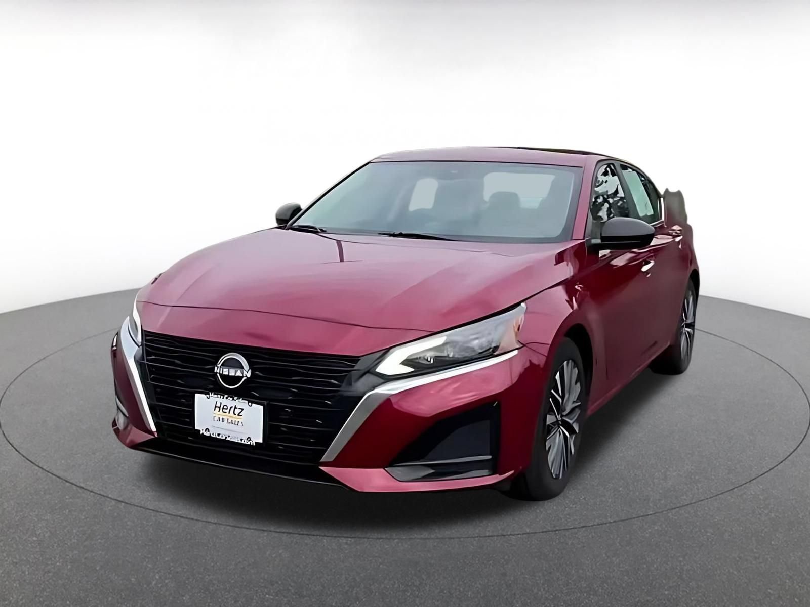 Used 2025 Nissan Altima 2.5 SV FWD image 5