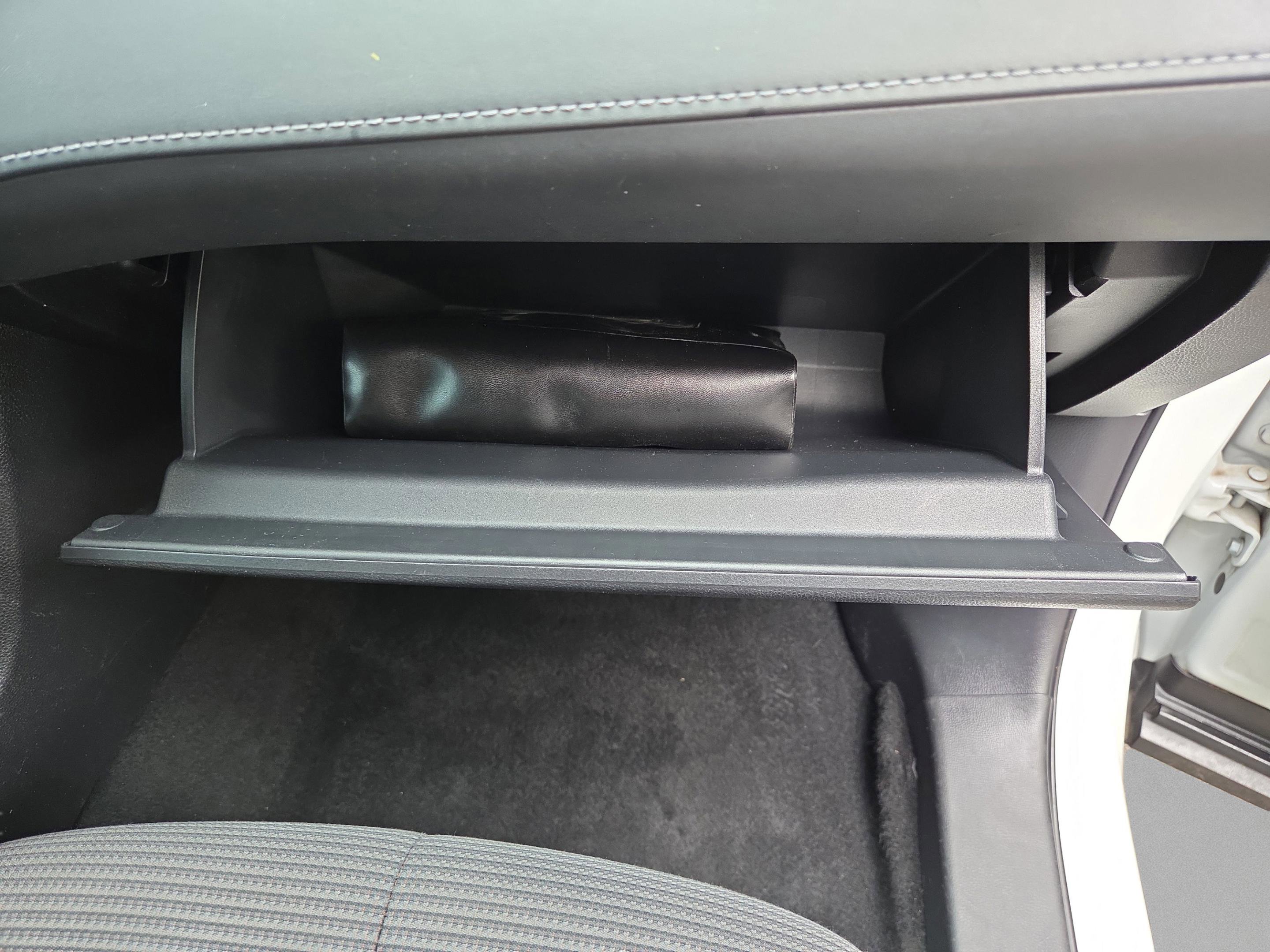 Used 2022 Toyota Highlander L image 45