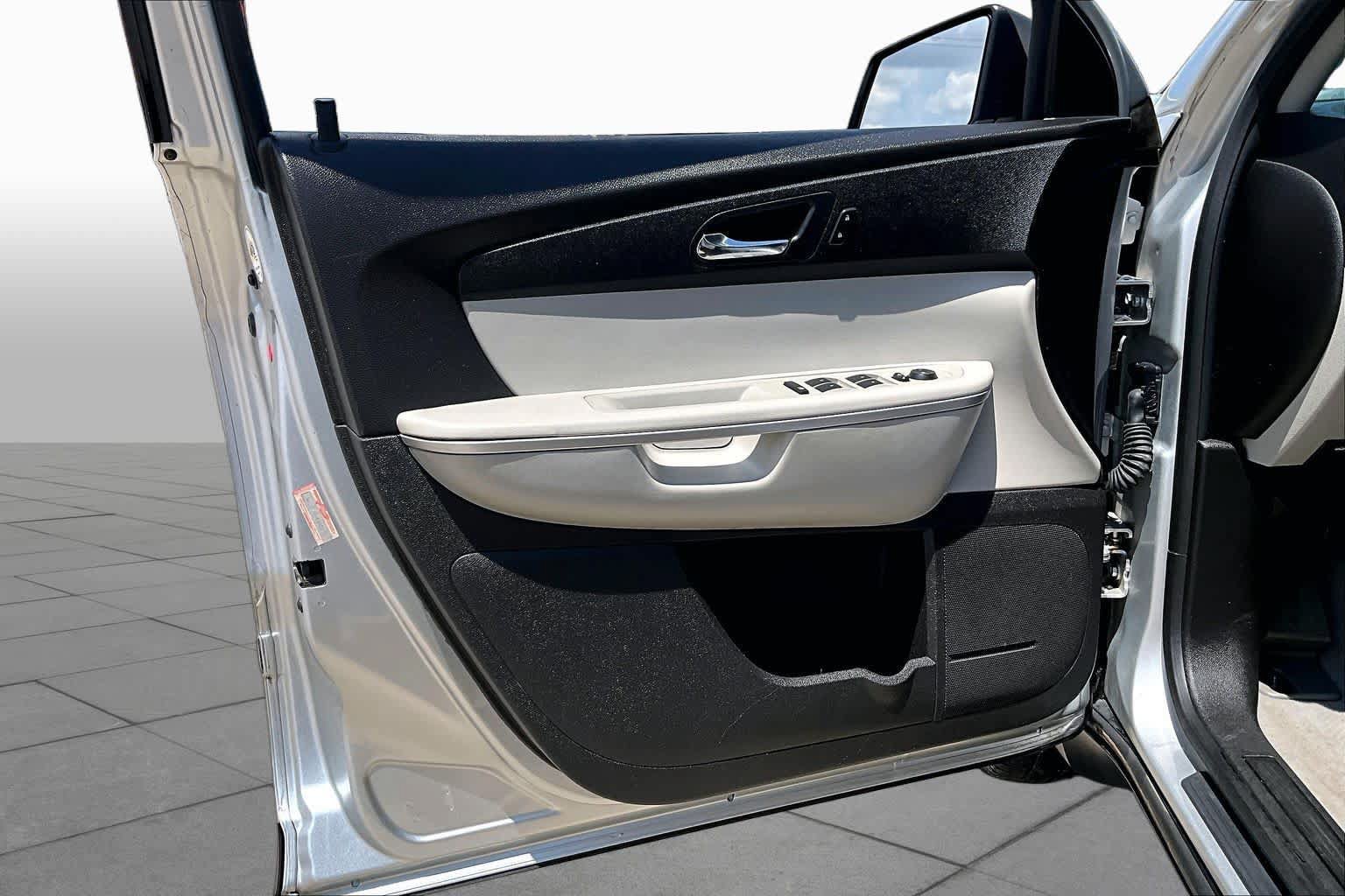 Used 2012 GMC Acadia SL FWD image 21