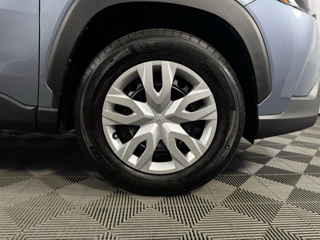Used 2024 Toyota Corolla Cross L image 11
