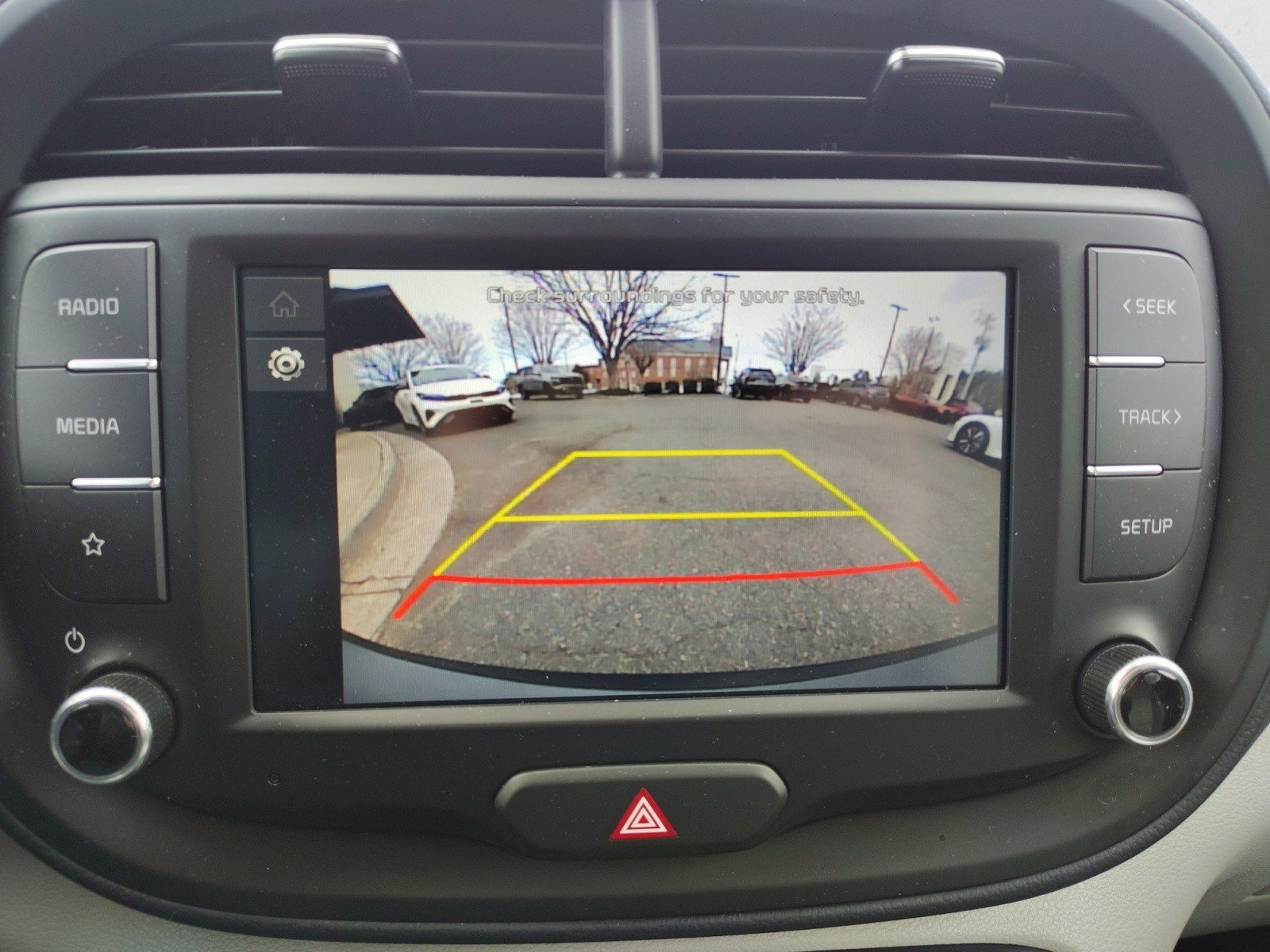 Used 2025 Kia Soul LX image 15