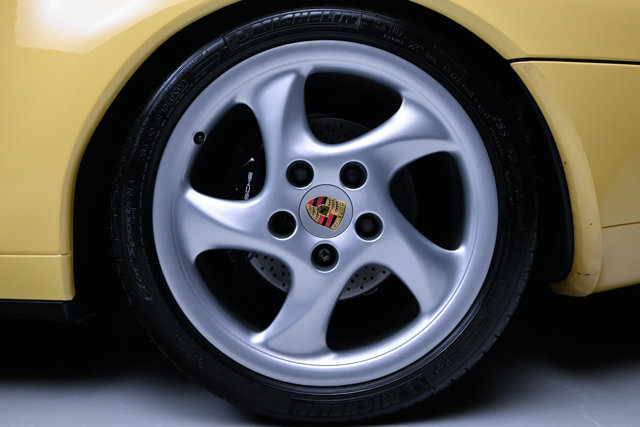 Used 1997 Porsche 911 Carrera RWD image 31