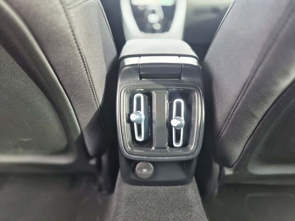 Used 2023 Polestar Polestar 2 image 22