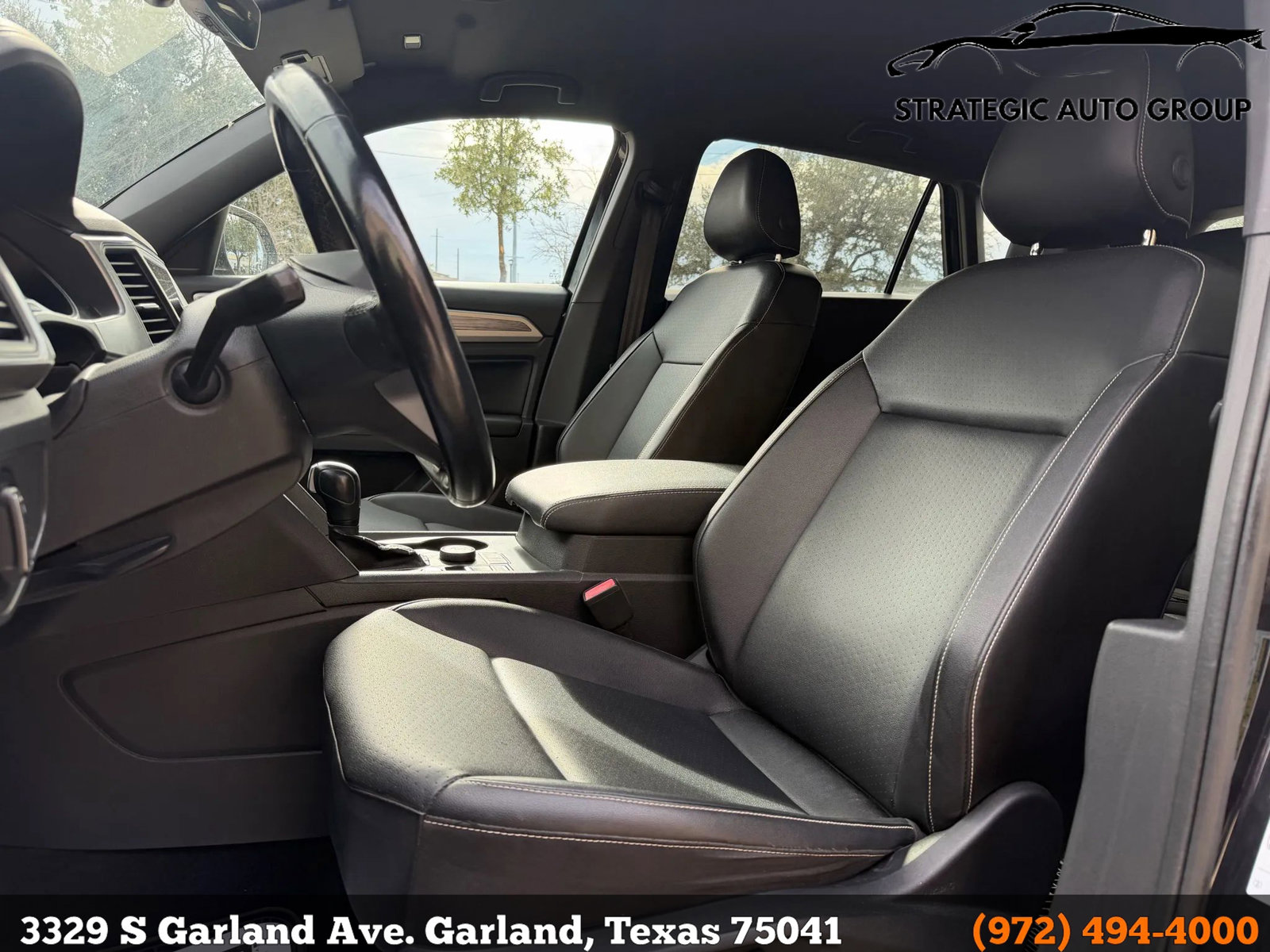 Used 2020 Volkswagen Atlas Cross Sport SE image 11