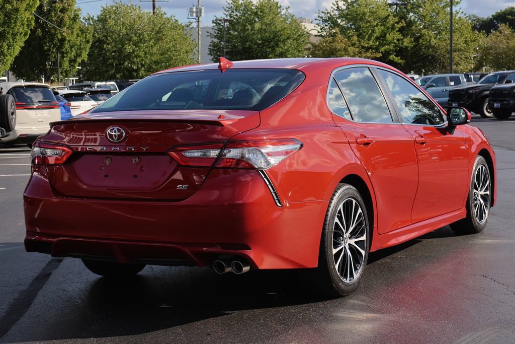 Used 2019 Toyota Camry SE FWD image 7