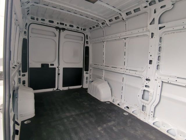 Used 2025 RAM ProMaster 2500 w/ Convenience Group image 15