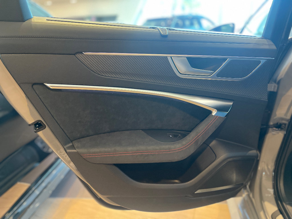 New 2026 Audi RS 6 performance image 29