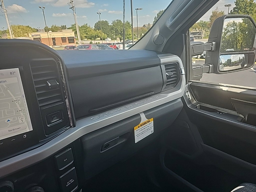 New 2026 Ford F250 XLT w/ XLT Premium Package image 20