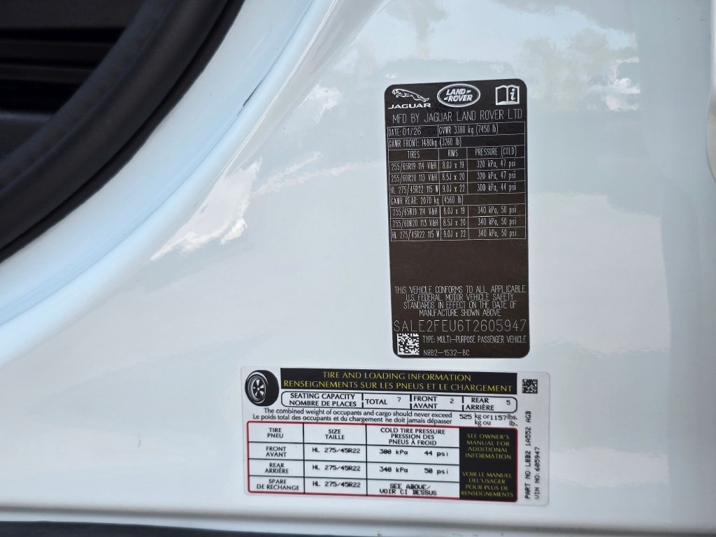 New 2026 Land Rover Defender 130 X-Dynamic SE AWD/4WD image 37