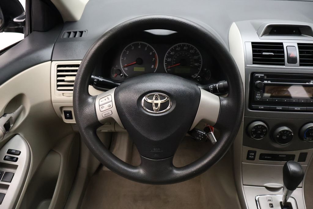Used 2012 Toyota Corolla LE image 23