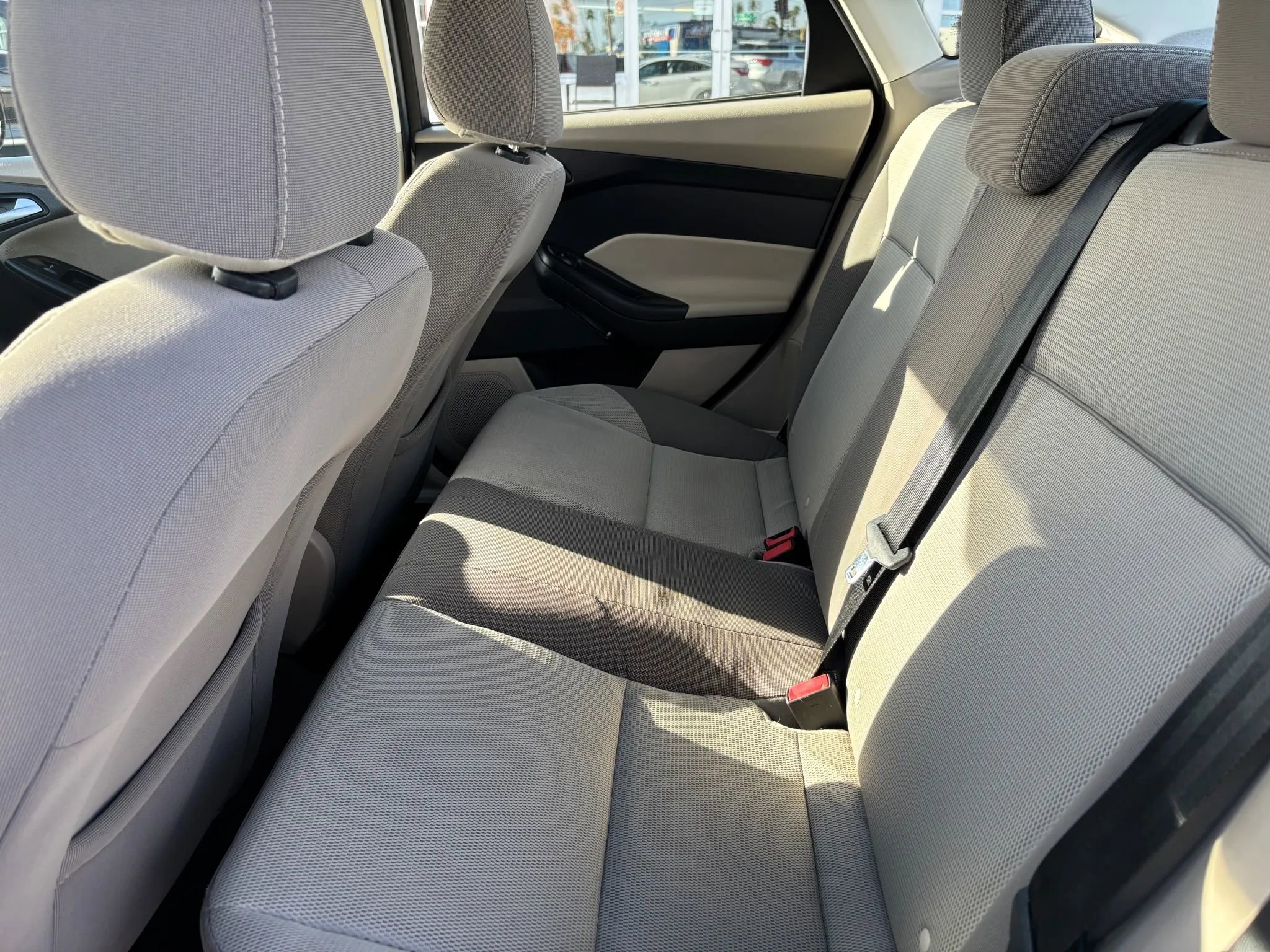 Used 2014 Ford Focus SE image 33