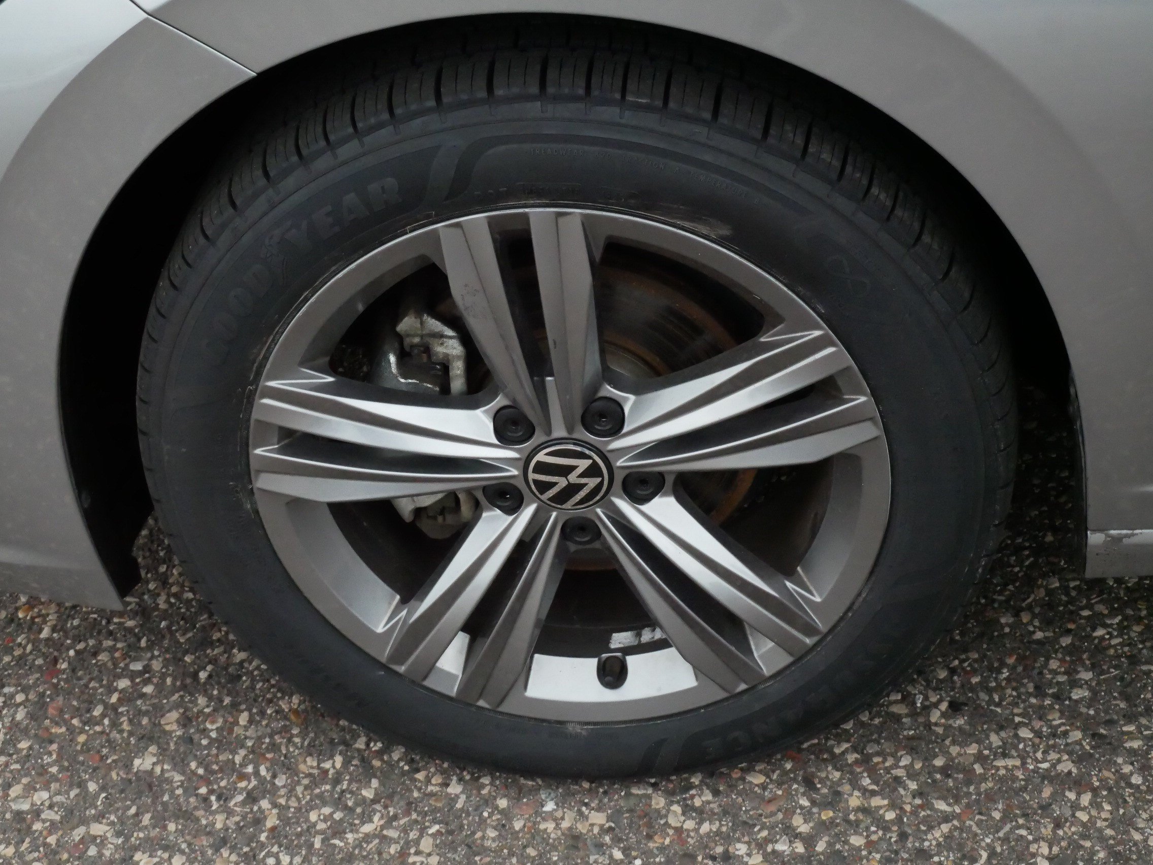 Certified 2024 Volkswagen Jetta SE FWD image 15