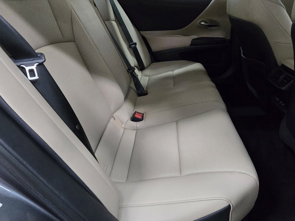 Used 2019 Lexus ES 350 image 19
