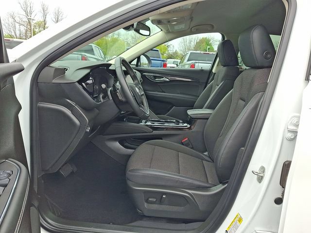 Certified 2022 Buick Envision Preferred FWD image 18