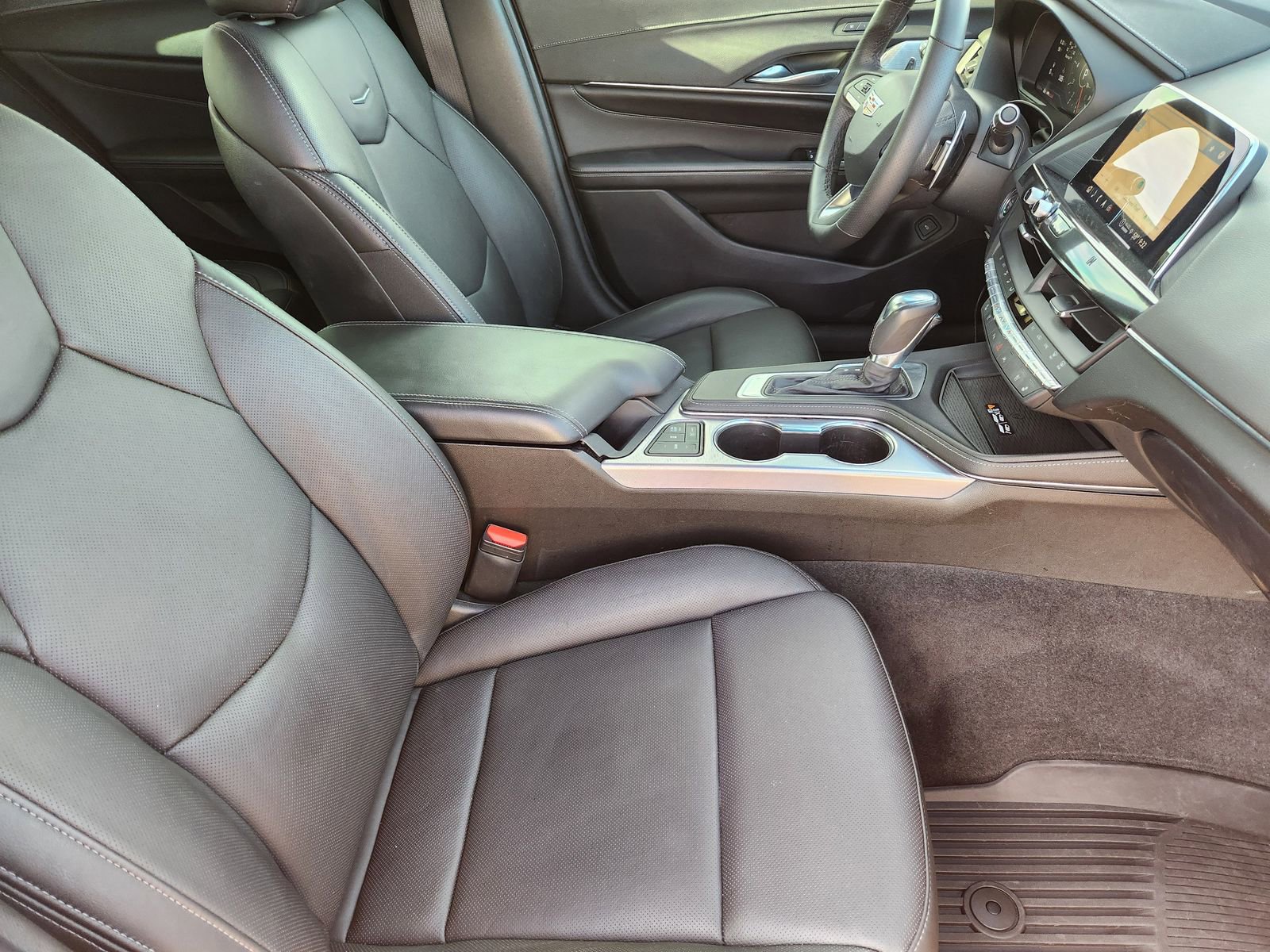 Used 2021 Cadillac CT4 Premium Luxury RWD image 17