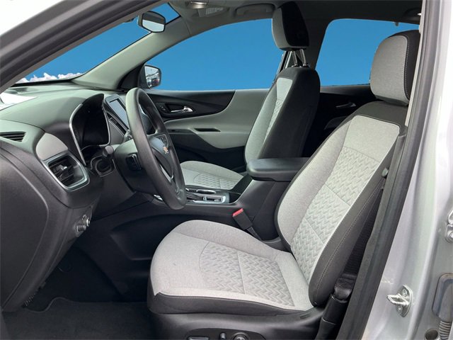 Used 2022 Chevrolet Equinox LS w/ LS Convenience Package image 7