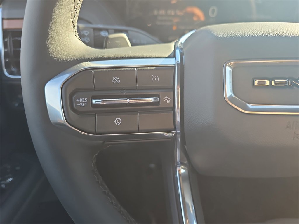 New 2026 GMC Yukon Denali w/ Sun & Power Step Package image 18