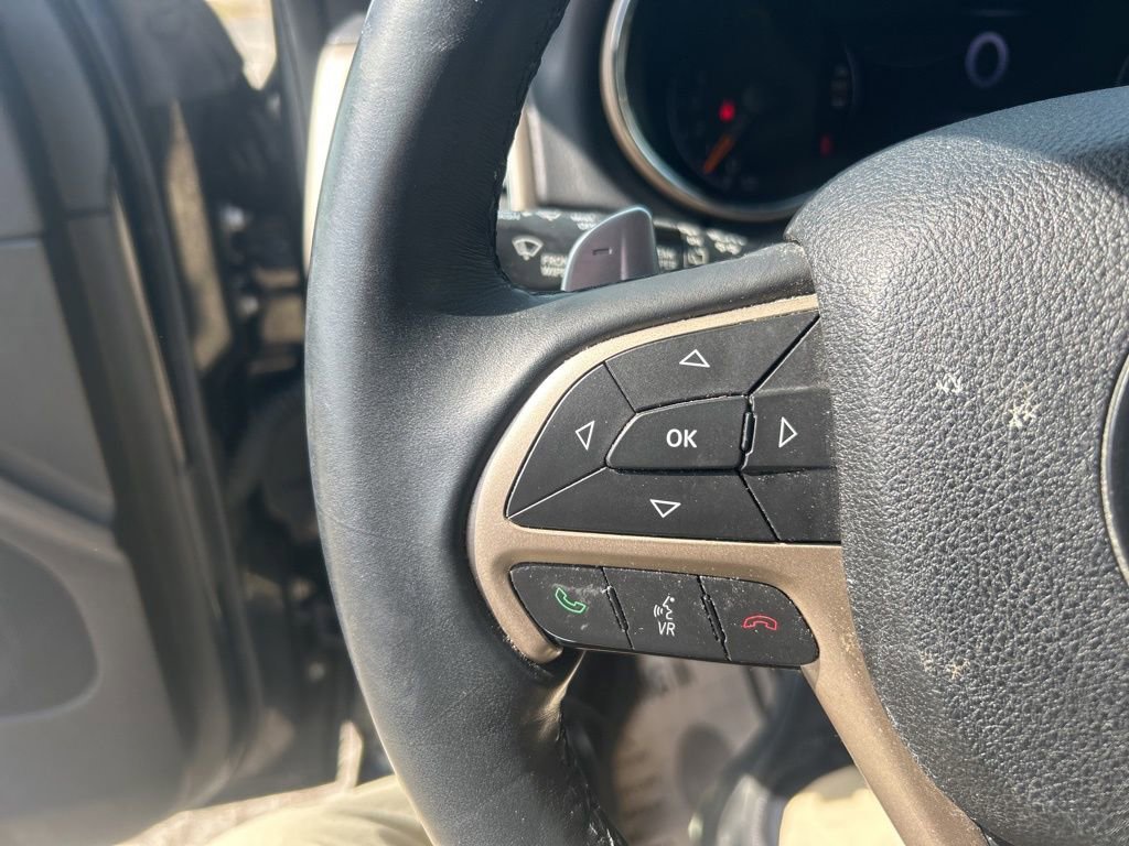 Used 2017 Jeep Grand Cherokee Laredo w/ Quick Order Package 23E image 23