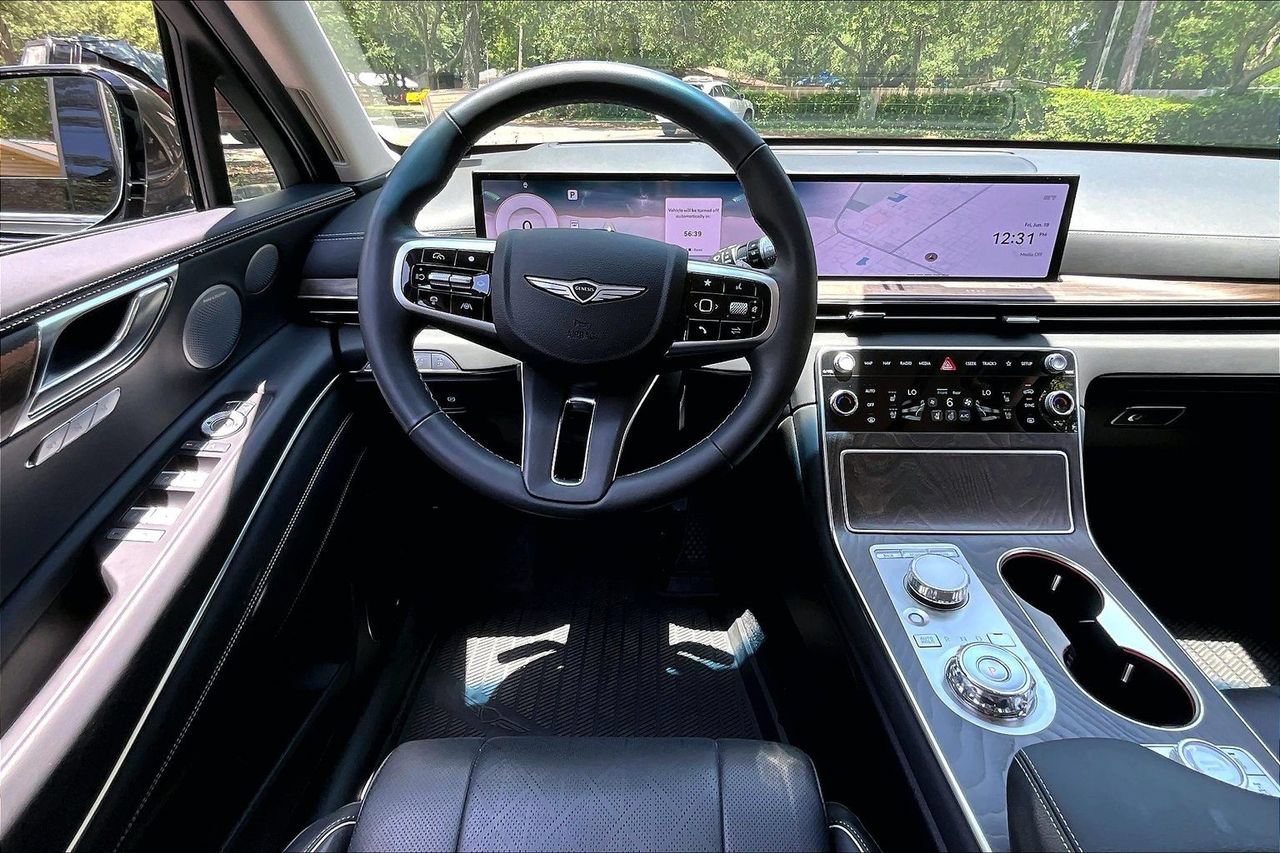 Used 2025 Genesis GV80 2.5T Prestige AWD/4WD image 8