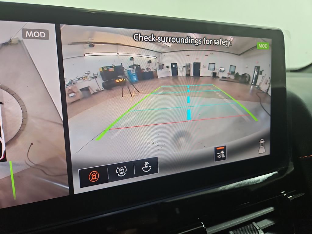 New 2026 Nissan Pathfinder SV image 20