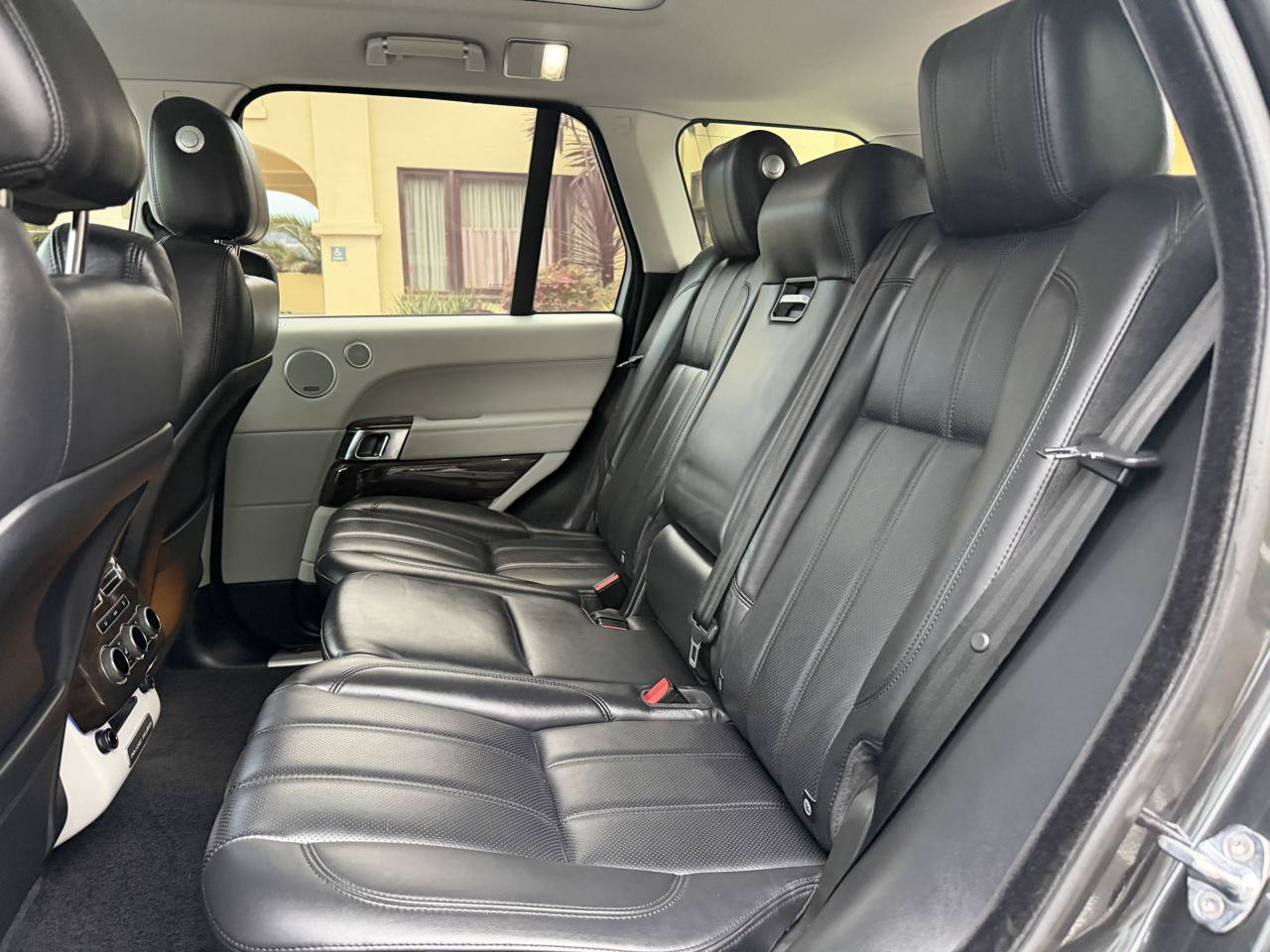 Used 2014 Land Rover Range Rover Supercharged AWD/4WD image 73
