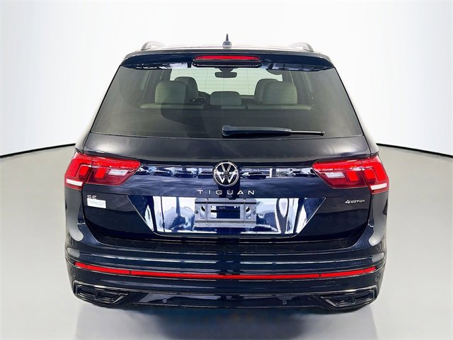 Used 2023 Volkswagen Tiguan SE R-Line image 6