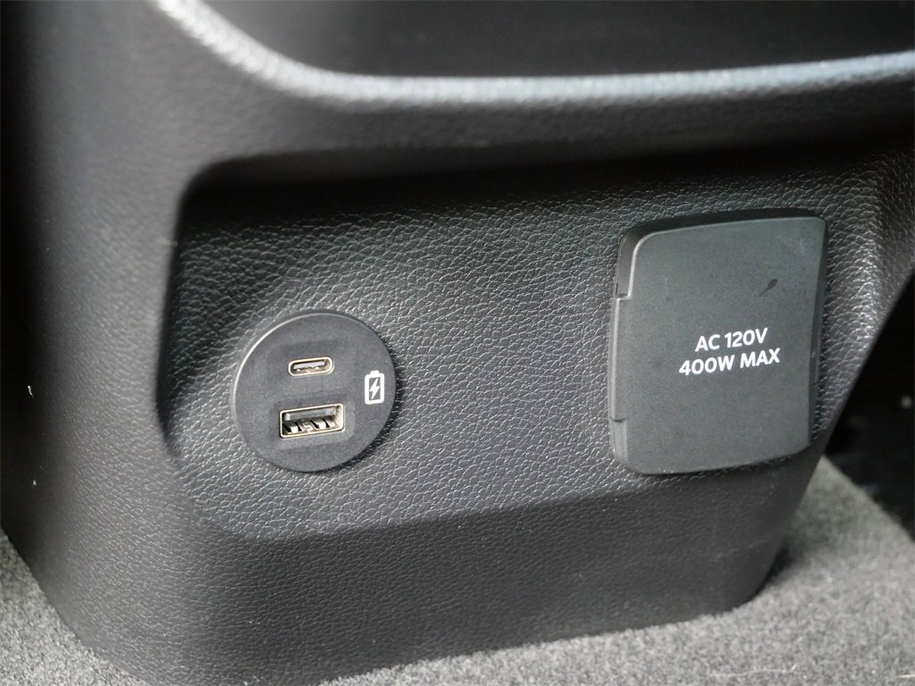 Certified 2025 Ford Ranger Lariat w/ Black Appearance Package image 14