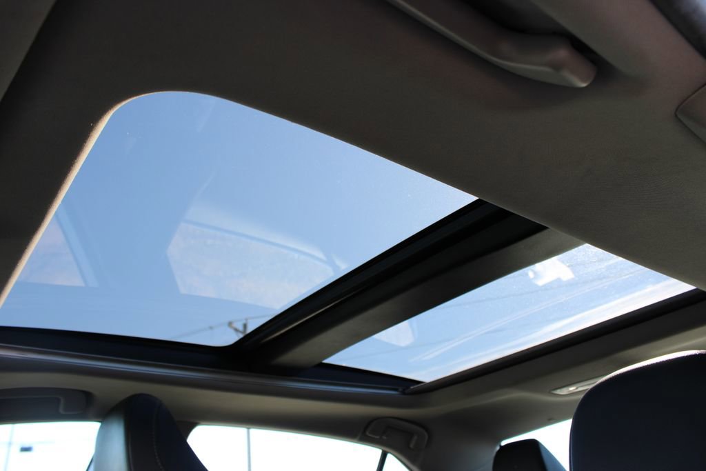 Used 2023 Toyota Camry XSE image 50