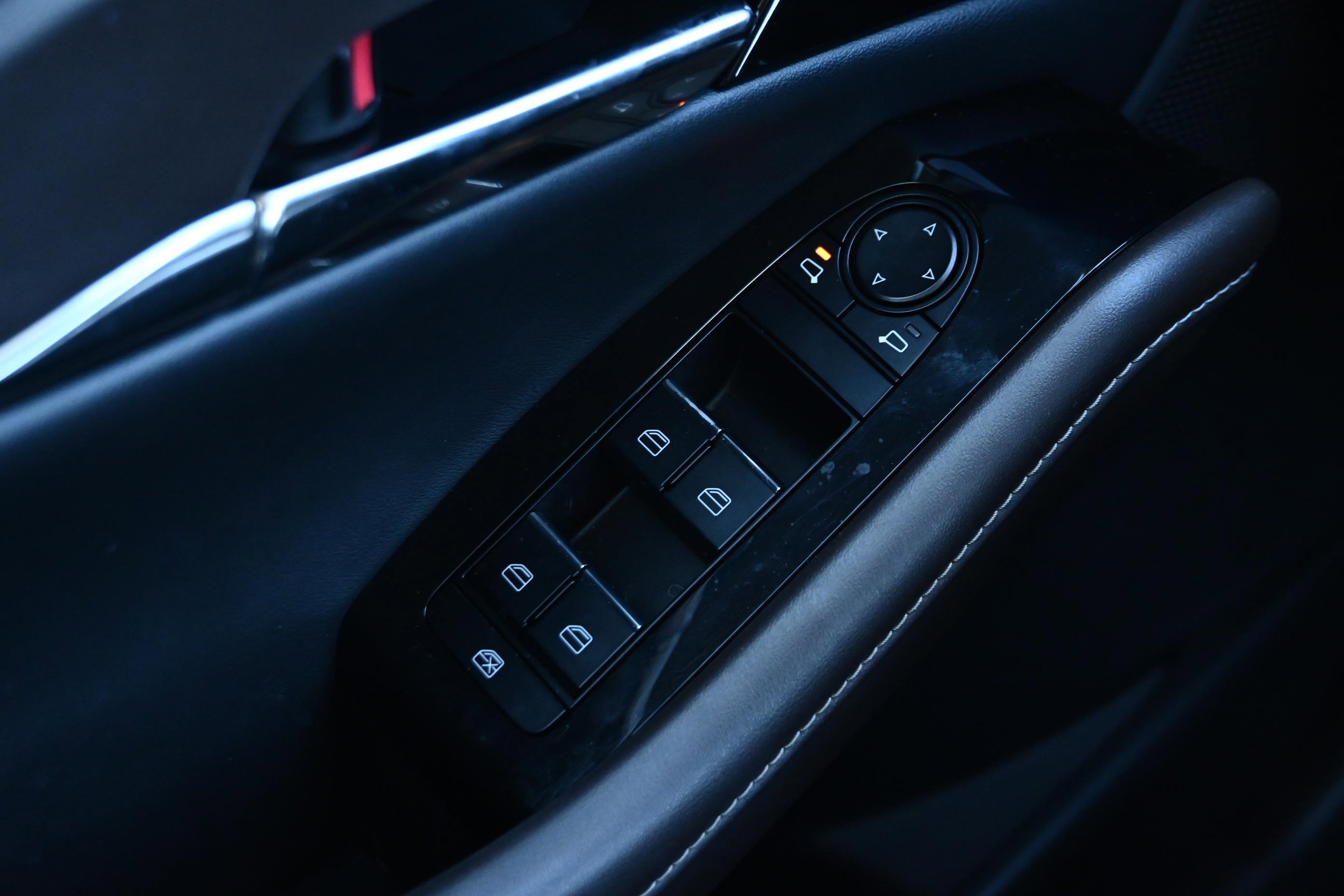 Used 2020 MAZDA CX-30 AWD w/ Premium Package image 27