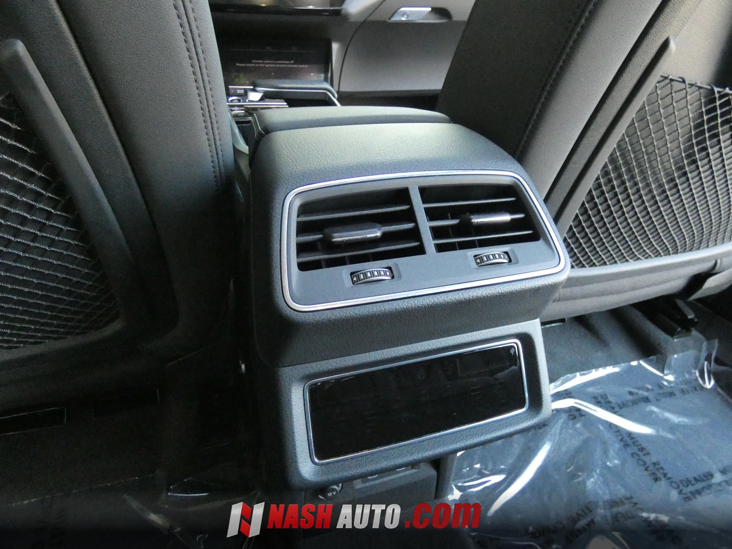 Used 2021 Audi e-tron Premium w/ Convenience Plus Package AWD/4WD image 45