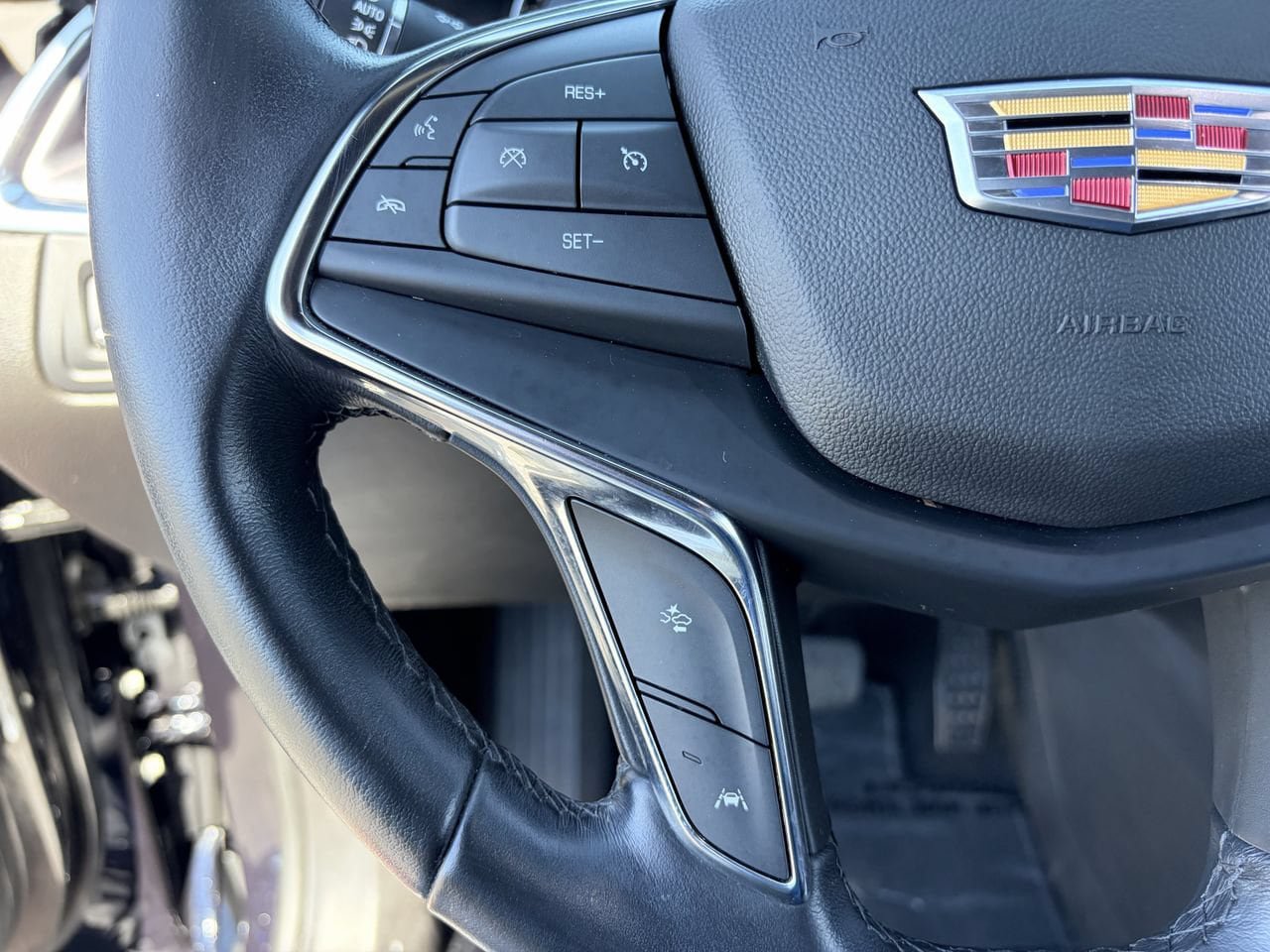 Used 2021 Cadillac XT5 Luxury FWD image 21