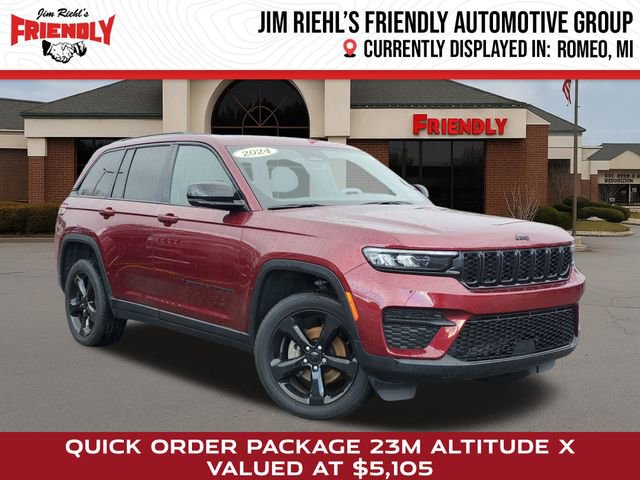 Used 2024 Jeep Grand Cherokee Altitude image 1