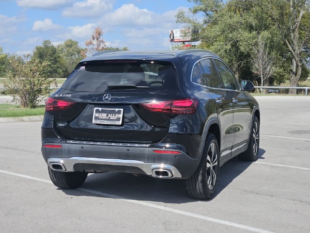 Used 2025 Mercedes-Benz GLA 250 image 7