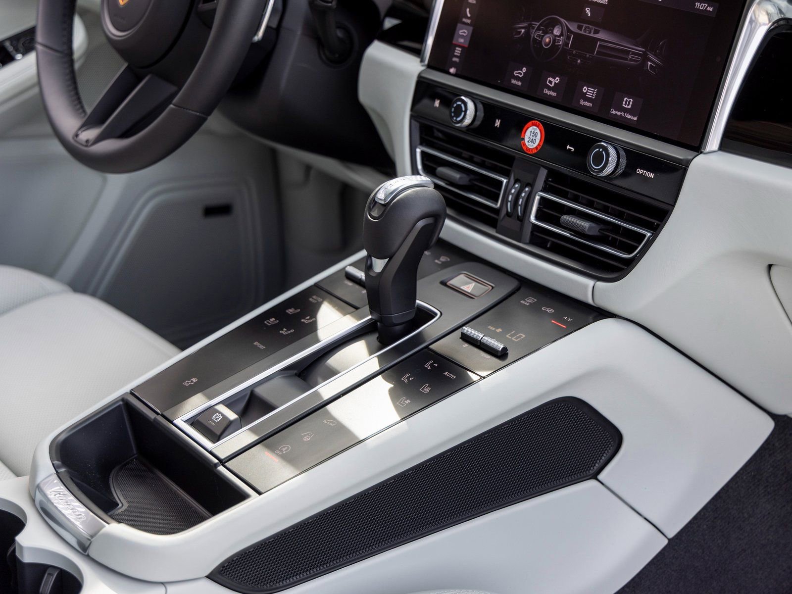 New 2025 Porsche Macan image 56