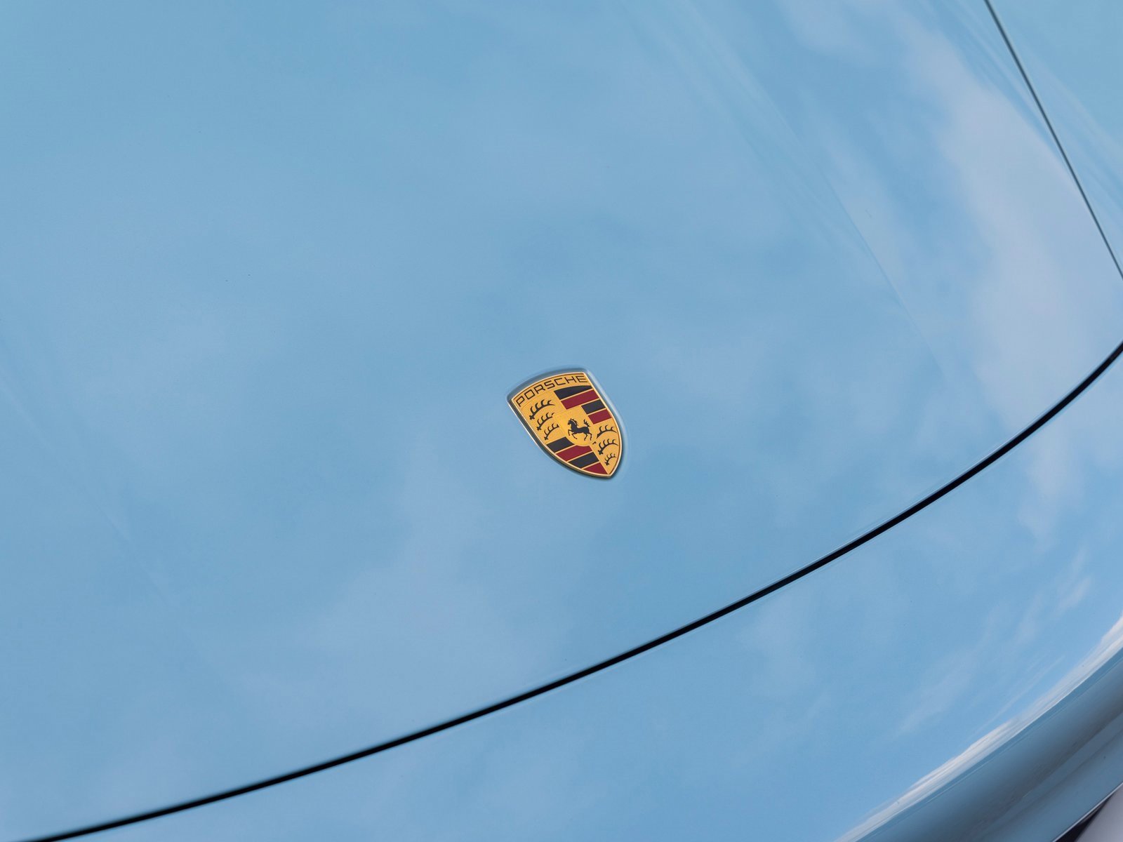 Certified 2024 Porsche Taycan 4 Cross Turismo image 15