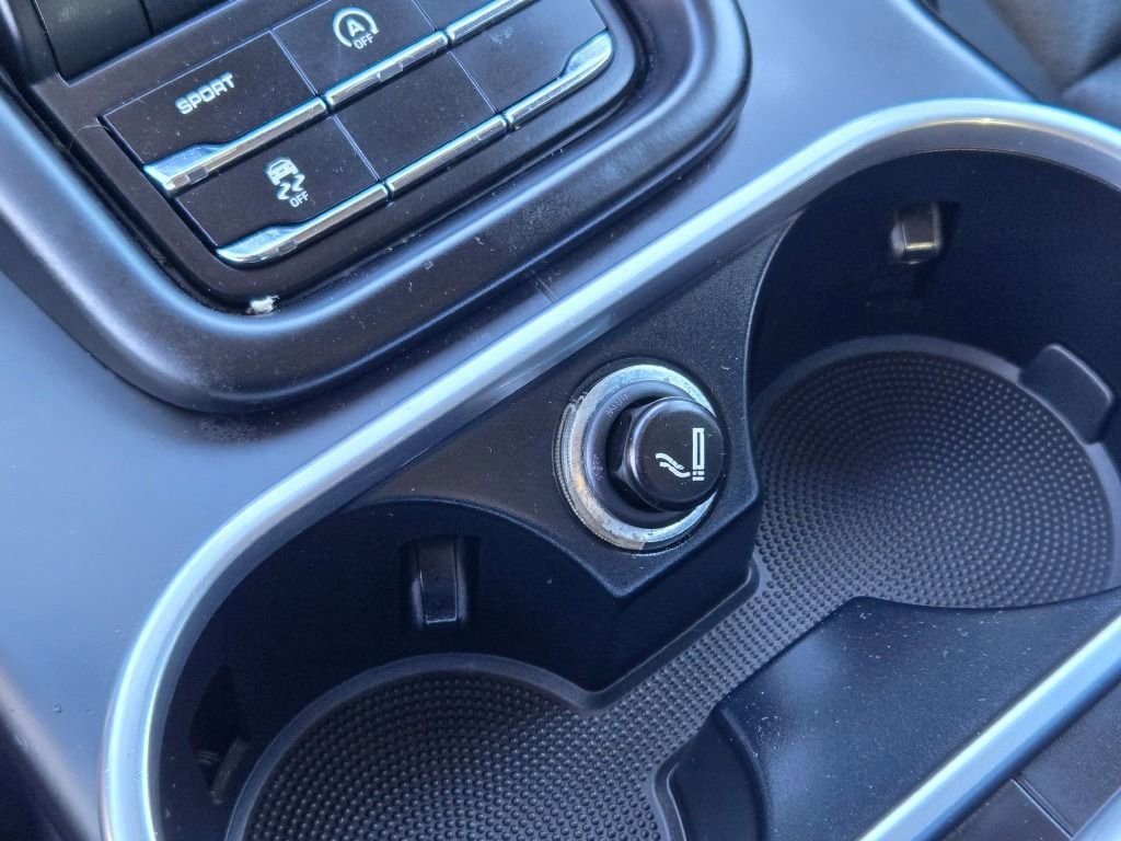 Used 2018 Porsche Cayenne image 29