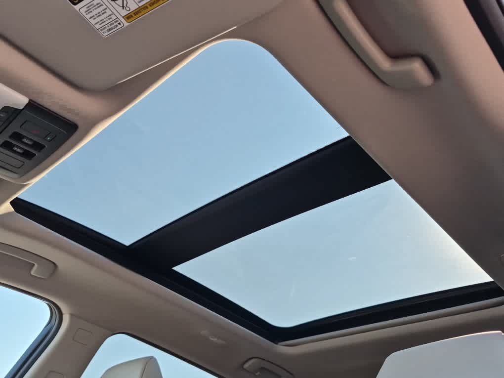 Used 2026 Nissan Rogue Dark Armor AWD/4WD image 12