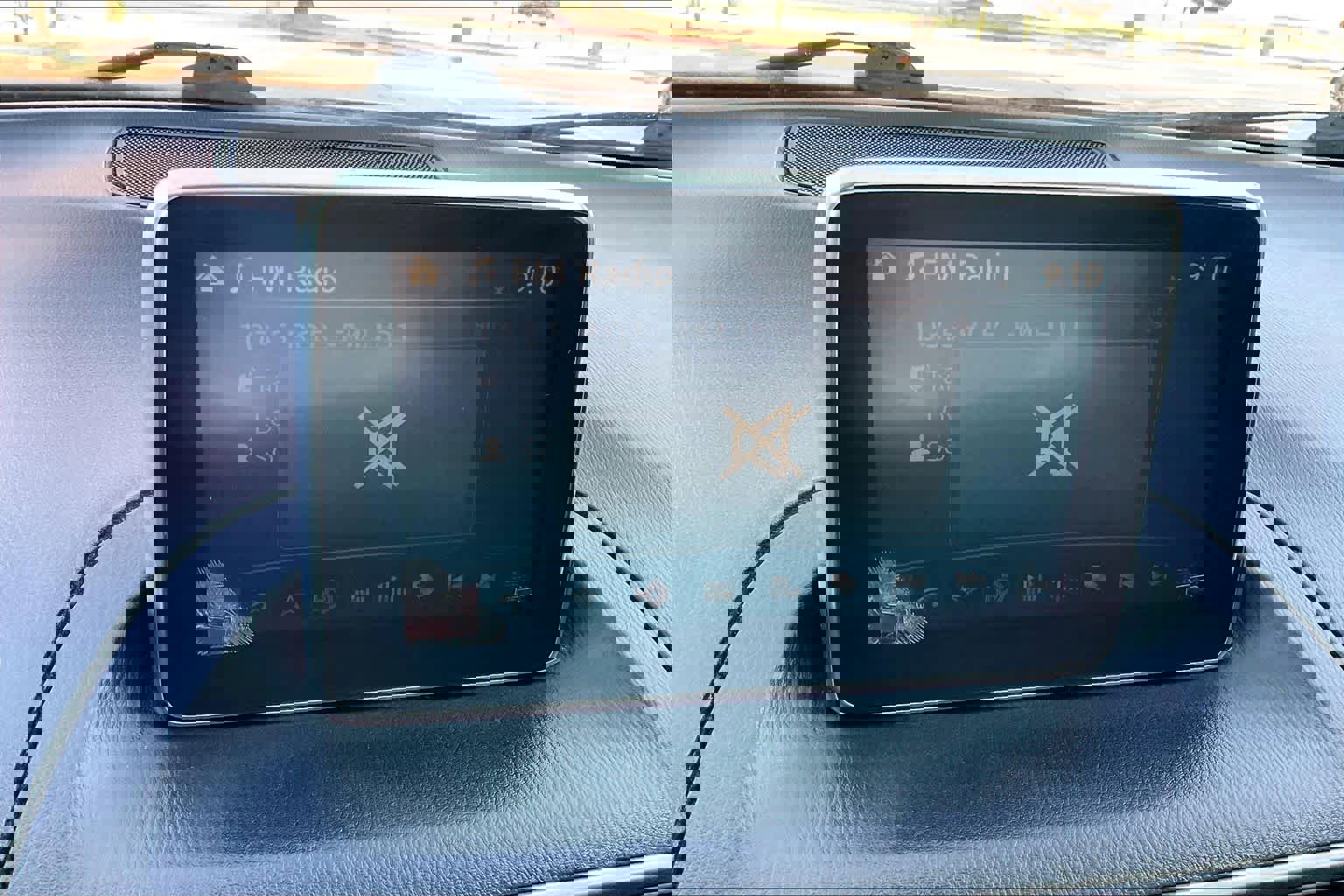 Used 2015 MAZDA MAZDA3 i Sport image 26