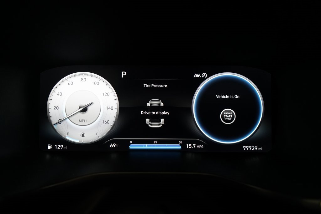 Used 2021 Hyundai Santa Fe Limited image 2