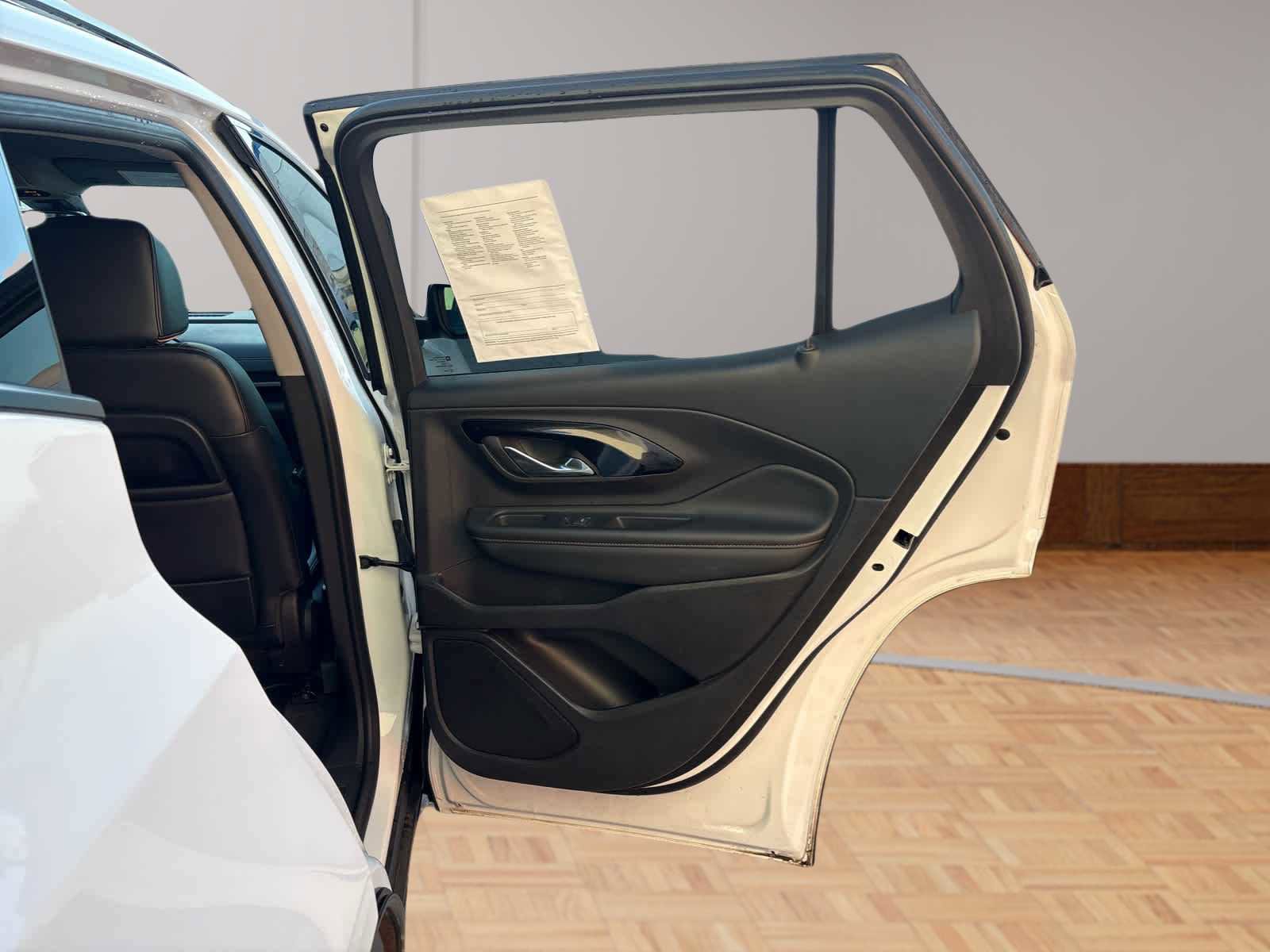 Used 2024 GMC Terrain AT4 image 13