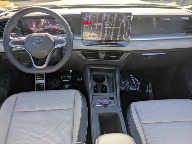New 2026 Volkswagen Tiguan SE R-Line AWD/4WD image 16