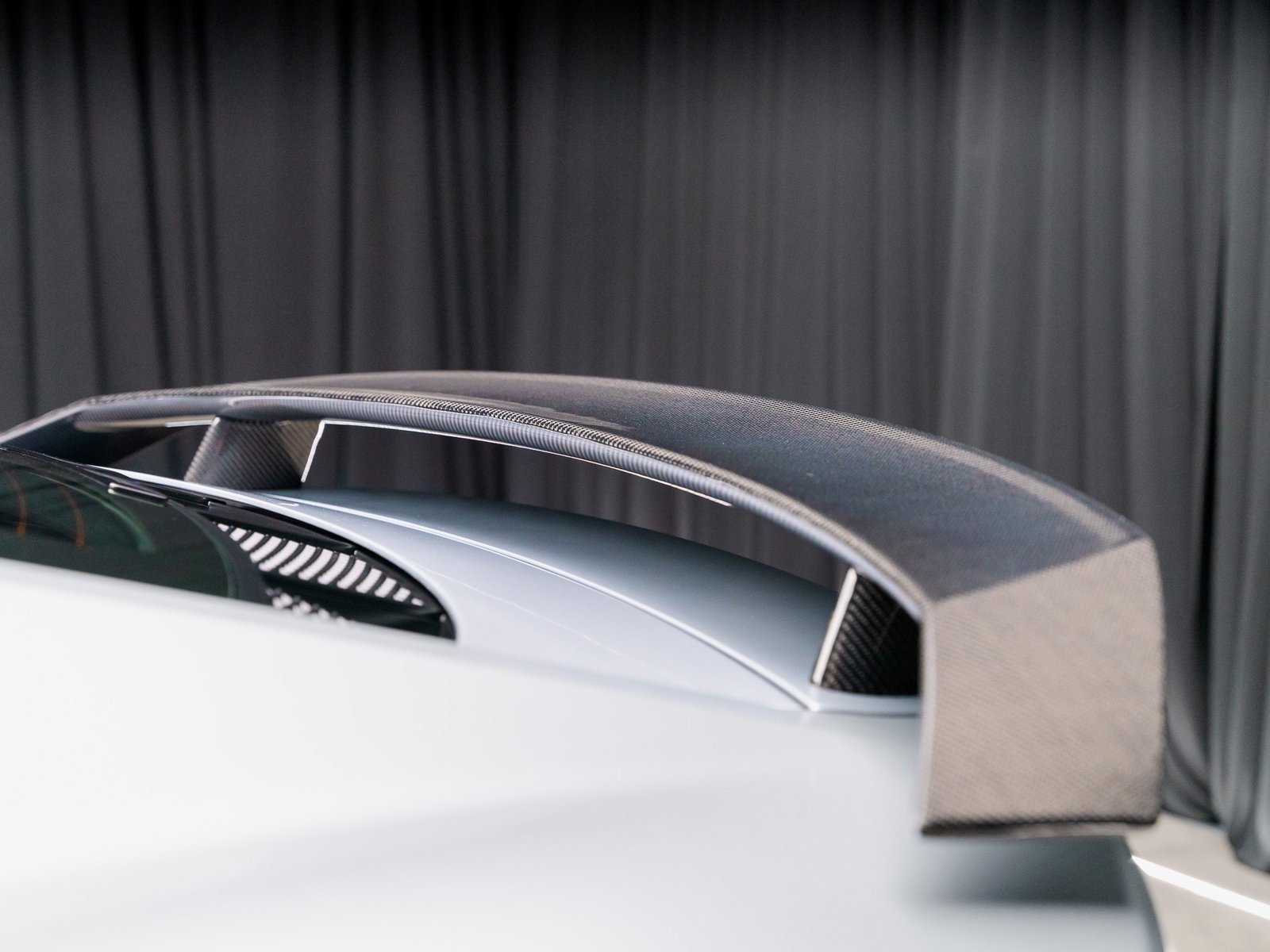 Used 2018 Audi R8 V10 w/ Premium Package image 42