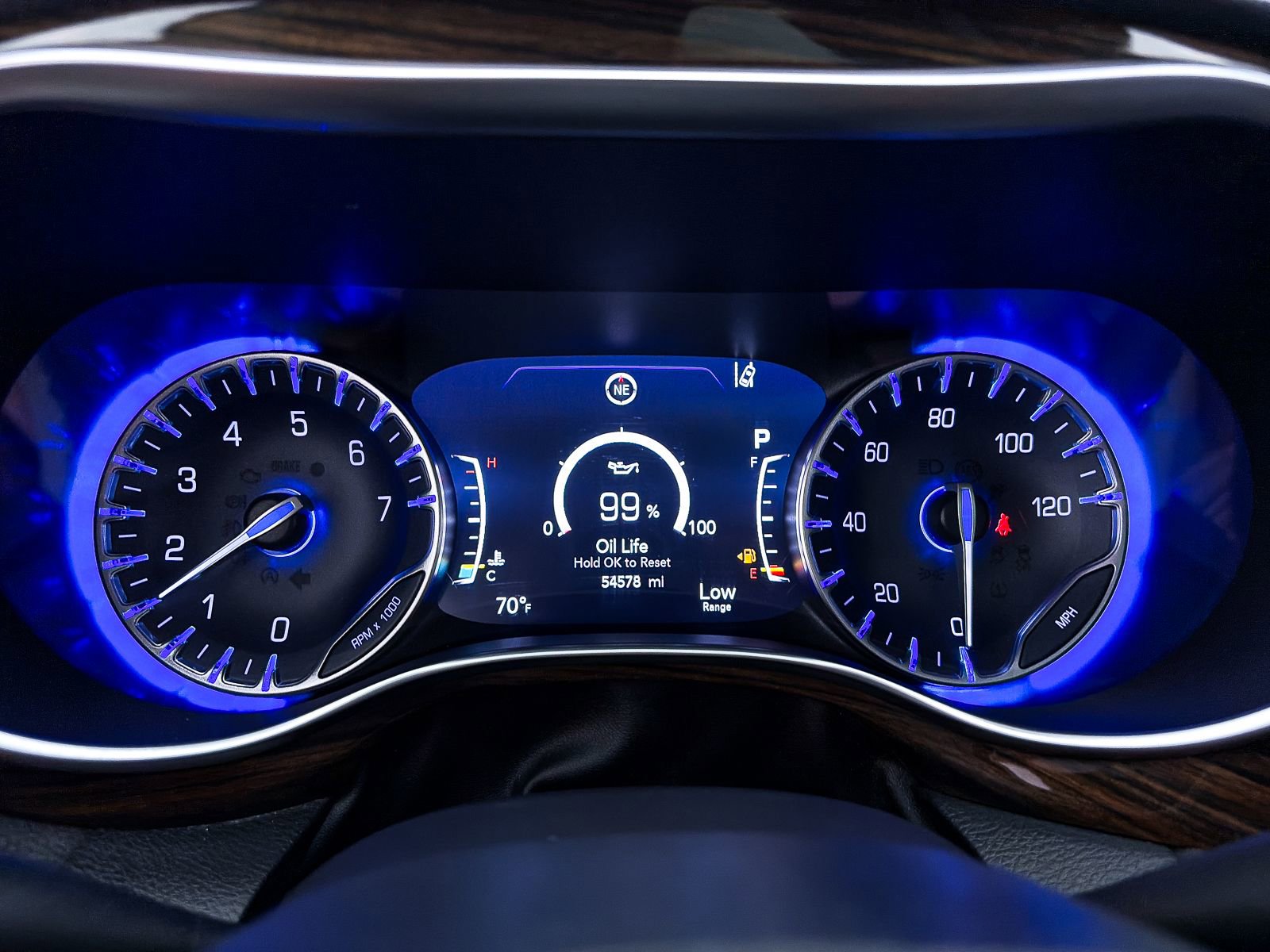 Used 2021 Chrysler Pacifica Limited w/ Premium & Safety Sphere Group image 33