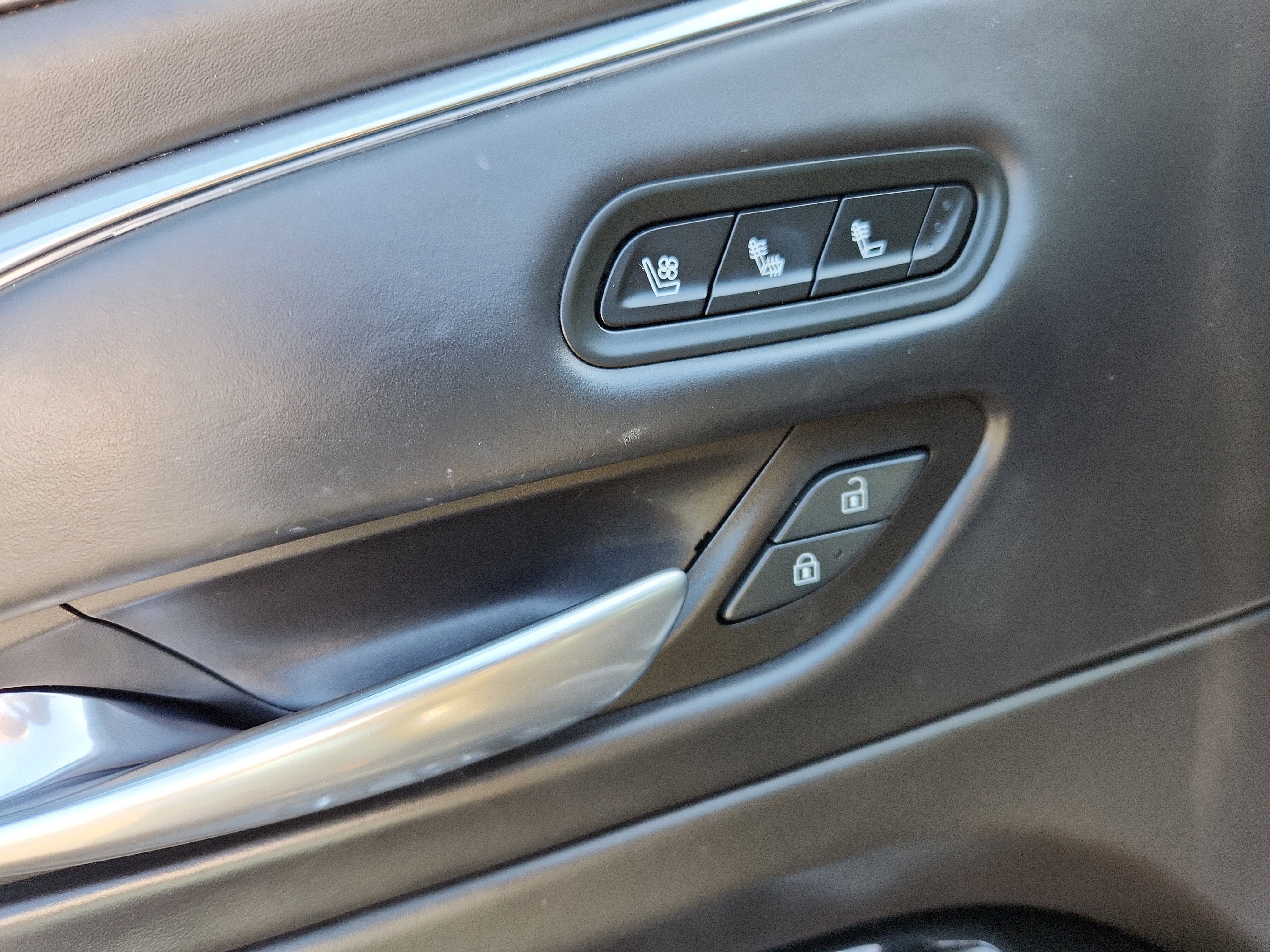 Used 2021 Cadillac Escalade Sport Platinum image 22