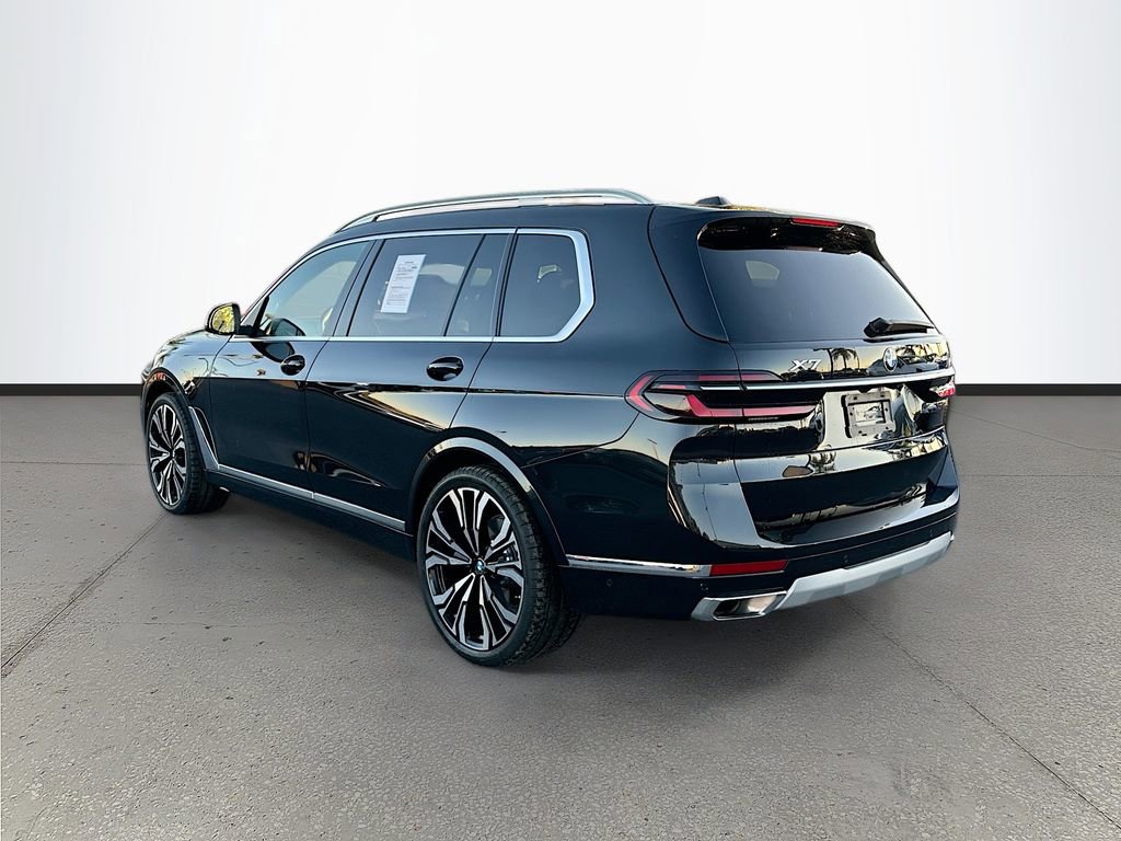Used 2024 BMW X7 xDrive40i w/ Executive Package image 5