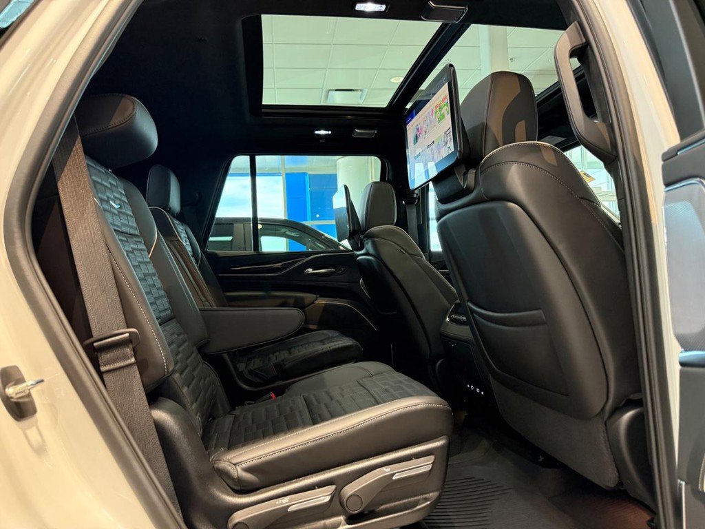 Used 2024 Cadillac Escalade V w/ LPO, Floor Liner Package image 10