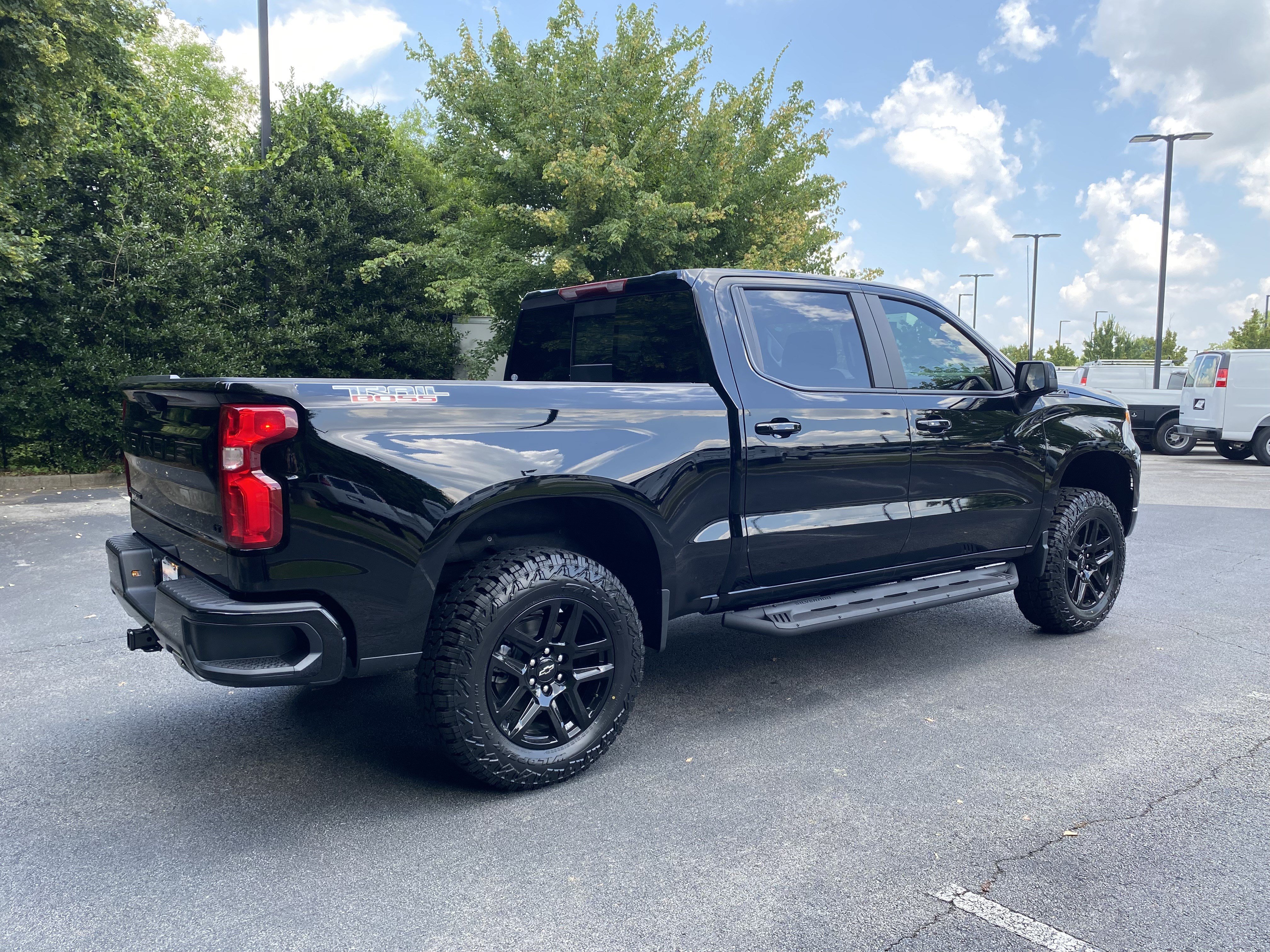 New 2026 Chevrolet Silverado 1500 LT Trail Boss w/ Convenience Package II AWD/4WD image 9