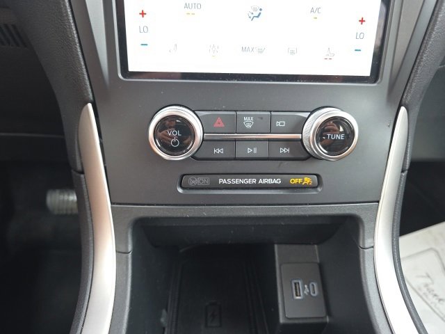 Used 2024 Ford Edge SEL w/ Convenience Package image 22