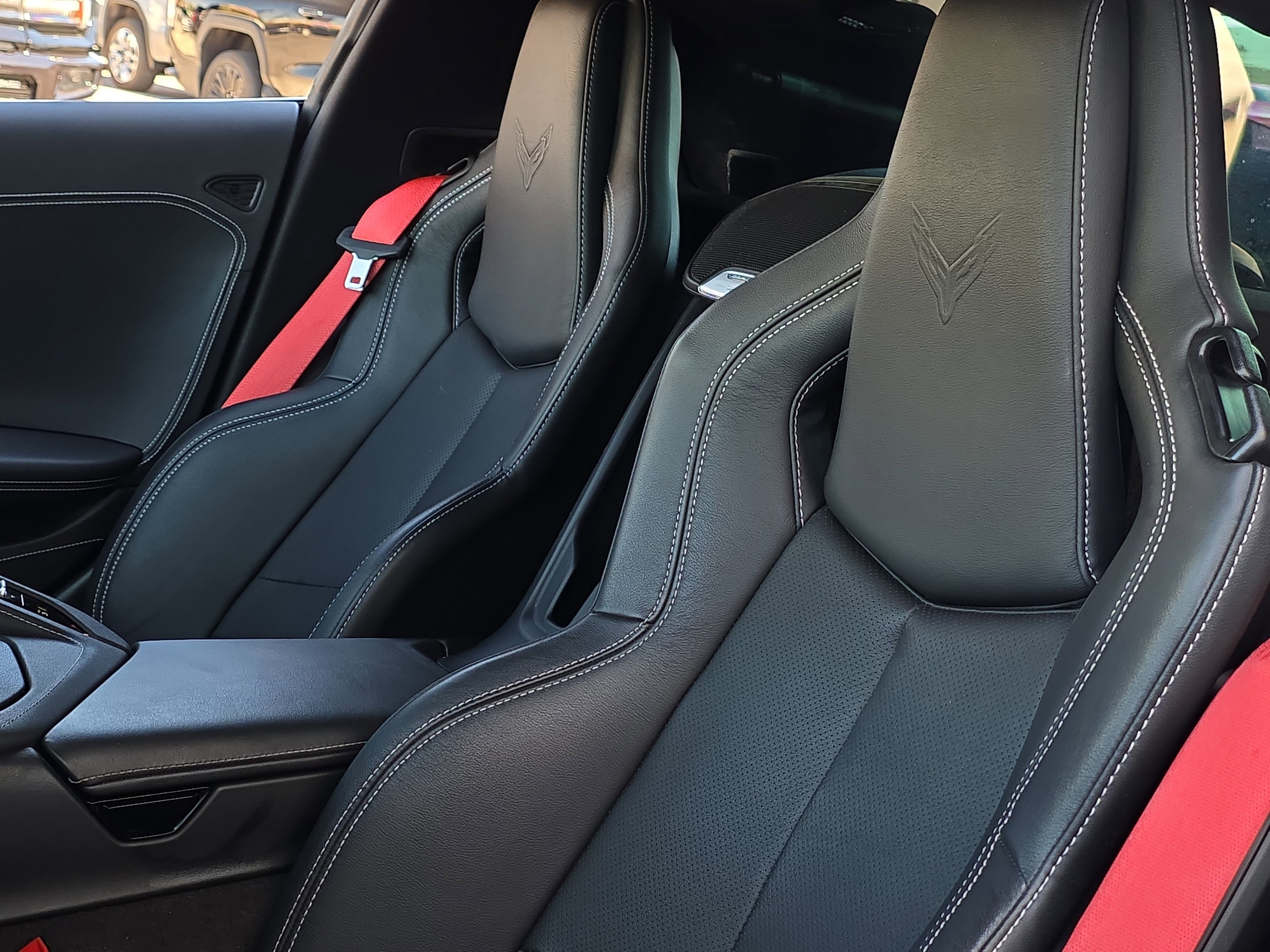 Used 2023 Chevrolet Corvette Stingray Coupe w/ 1LT image 16