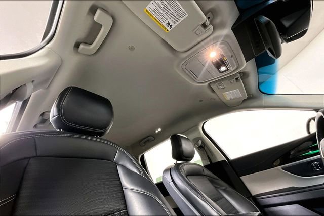 Used 2024 Lincoln Nautilus Reserve image 21